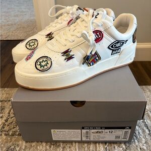 Anta Kai Tribe Hélà Style 'Stick White’ US 12 NEW